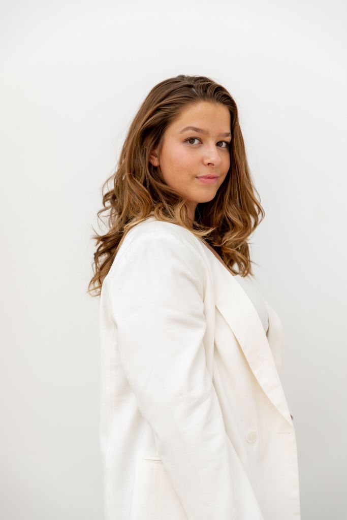 Amira de Jong Another frequency spiritual mindset coach